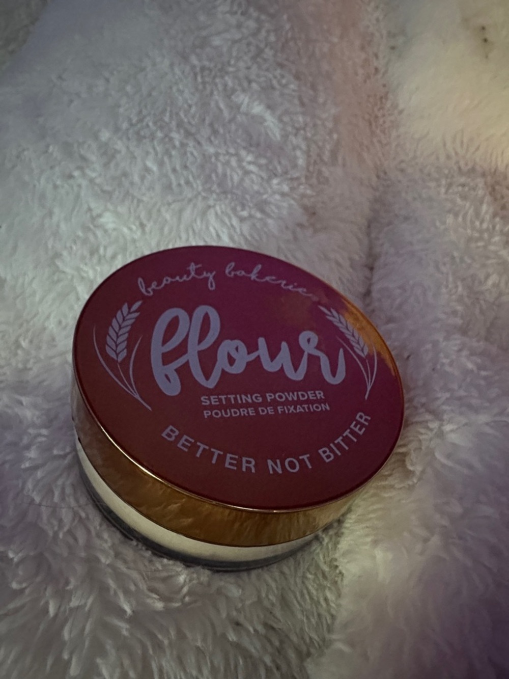 Beauty Bakerie Flour Translucent Setting Powder - Gold and Black Compact